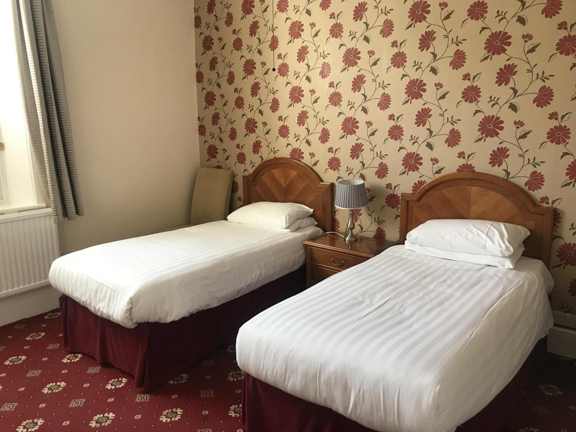 Dolphin Hotel Beer Zewnętrze zdjęcie